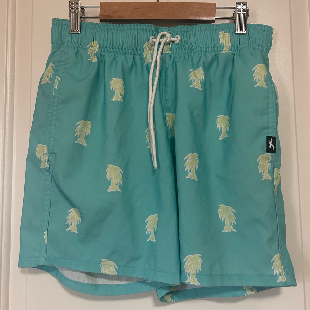 🌴🌴 Hollister Teal Palm Print Swim Trunks 🌴🌴